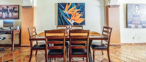 Apartment, Multiple Beds, Balcony, Ocean View (Vista del Sol 804) | 2 bedrooms, individually decorated, individually furnished, bed sheets