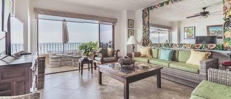 Apartment, Multiple Beds, Pool Access, Ocean View (711-VistadelSol) | Living area