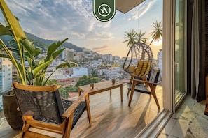 Apartment, 1 King Bed with Sofa bed, Kitchen, Beach View (Avida 616 Casa Magnífica) | Interior