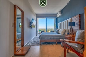 Apartment, Multiple Beds, Kitchen, Ocean View (Aria Ocean T3 813)