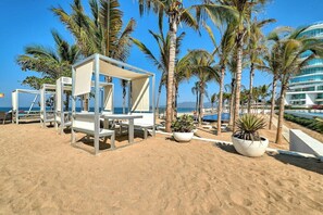 Terrace/patio - Beachfront Duplex With Multiple Pools - Beachclub (Nuevo Nayarit)