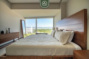 2 bedrooms, individually decorated, individually furnished - Stunning Oceanview Two Story Condo - Beach - Gym (Nuevo Nayarit)