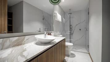 Condo, Multiple Beds, Pool Access, Ocean View (Maritima Playa 9R) | Bathroom
