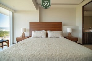 Condo, várias camas, acesso à piscina, vista para o oceano (Maritima Playa 9R) | 2 quartos, individualmente decorados, individualmente mobiliados