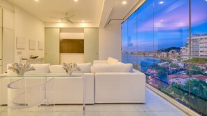 Unclassified image, 2 of 39, button - Luxury Penthouse -ocean View - GYM - Pool (Puerto Vallarta)