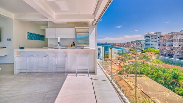 Unclassified image, 1 of 39, button - Luxury Penthouse -ocean View - GYM - Pool (Puerto Vallarta)