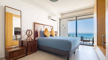1 bedroom, individually decorated, individually furnished, bed sheets