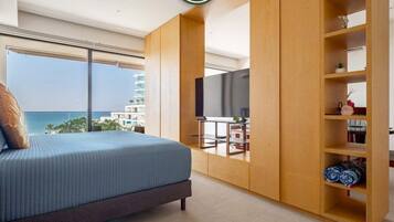 Condo, 1 King Bed with Sofa bed, Pool Access, Ocean View (Aria Ocean T3 603) | 1 bedroom, individually decorated, individually furnished