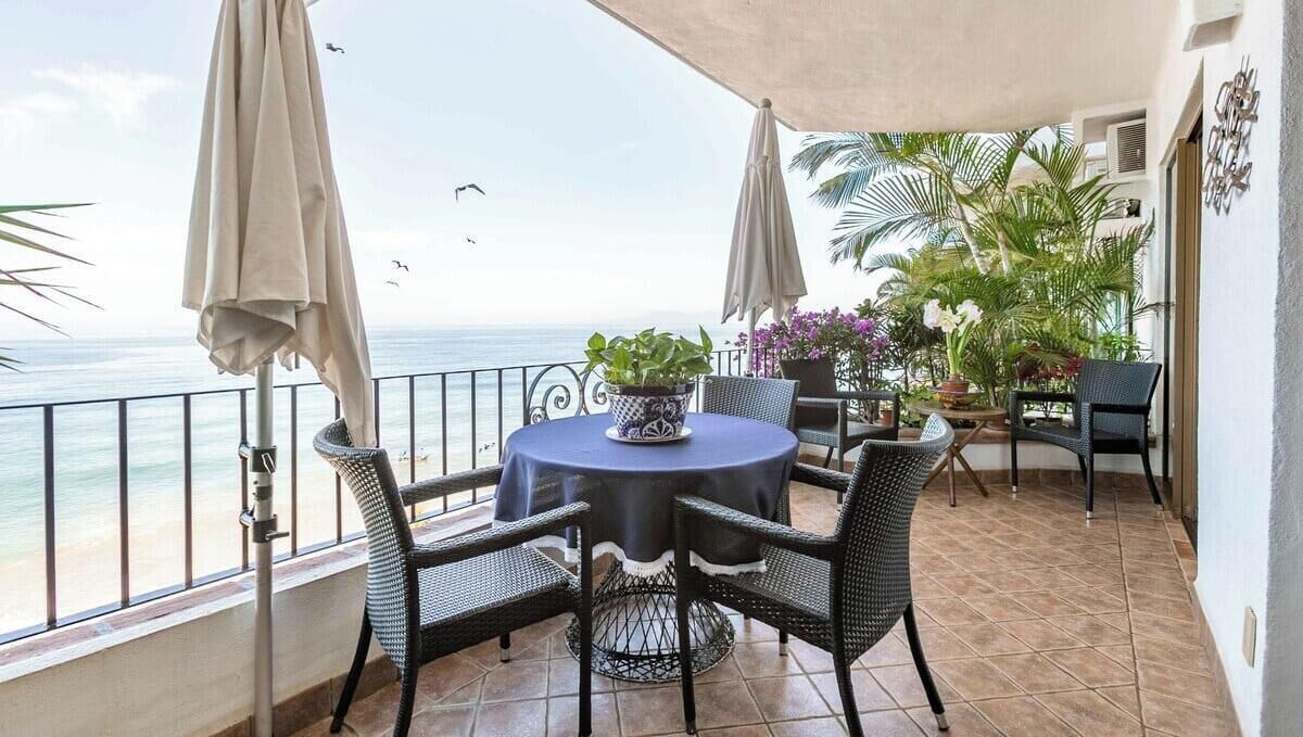 Huoneisto, useita sänkyjä, pääsy uima-altaalle, valtamerinäköala (610 Vista del Sol) | Ulkoruokailutilat