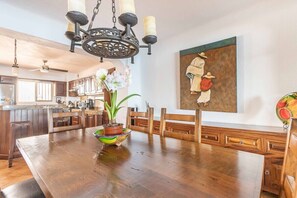 Condo, Multiple Beds, Pool Access, Ocean View (610 Vista del Sol) | Dining