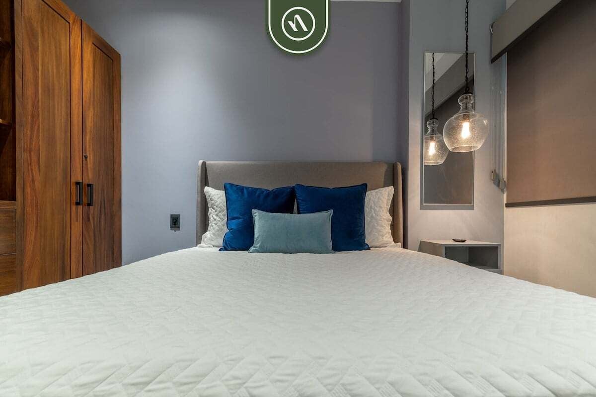 Condo, varias camas, acceso a la alberca, vista al océano (Las Verandas 503) | 2 habitaciones, decoración personalizada y muebles diferentes 