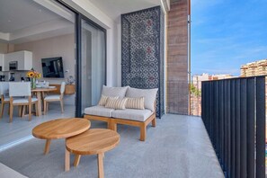 Outdoor dining - Amazing 2BR Apt -private Balcony - Rooftop Pool (Puerto Vallarta)