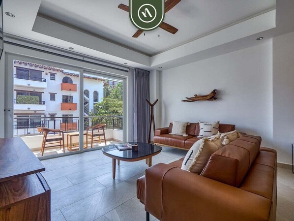 Condo, Multiple Beds, Pool Access, Mountain View (Esquina Versalles 204) | Living area