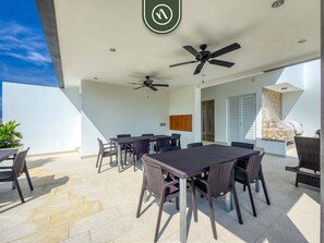 Condo, Multiple Beds, Pool Access, Mountain View (Esquina Versalles 204) | Outdoor dining