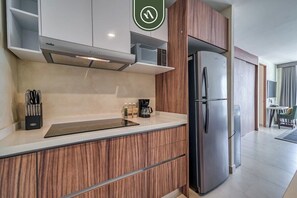 Apartment, Multiple Beds, Balcony, Beach View (Ki Green T200 C304) | Private kitchen