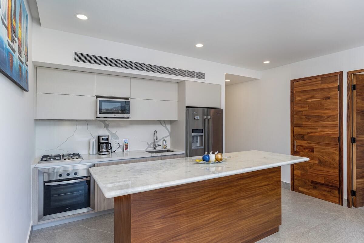 Condo, Multiple Beds, Hot Tub, Ocean View (Udara 2K) | Private kitchen