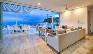 Apartment, Multiple Beds, Kitchen, Beach View (Amapas I T31) | Interior