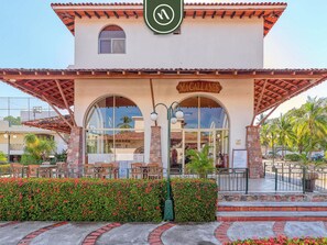 Exterior - 2 BR Condo in Hotel - Beach - Pools - Kids Club (Puerto Vallarta)