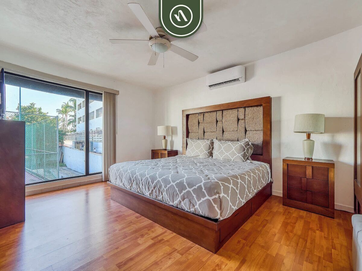 Condo, varias camas, hidromasaje, vista al océano (Vamar T1 121) | 2 habitaciones, decoración personalizada y muebles diferentes 