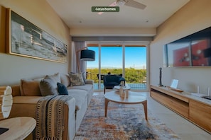 Apartment, Multiple Beds, Kitchen, Beach View (DToscana 411) | Living area