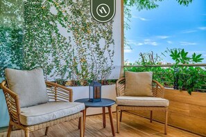 Apartment, 1 King Bed with Sofa bed, Hot Tub, Ocean View (Soho PV 705) | View from room