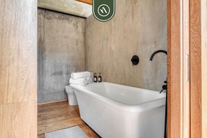 Condo, 1 King Bed, Patio, City View (Privada de FD 3B U2) | Bathroom