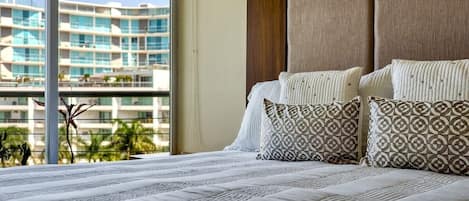 Condo, Multiple Beds, Balcony, Ocean View (Aria Ocean T1 515) | 2 bedrooms, individually decorated, individually furnished