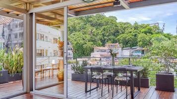 Departamento, varias camas, cocina, vista al océano (The Ava 16) | Restaurantes