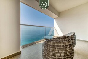 아파트, 킹사이즈침대 1개 및 소파베드, 주방, 바다 전망 (Harbor 171 Torre Norte 2602) | 테라스/파티오