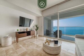 Condo, 1 King Bed with Sofa bed, Pool Access, Ocean View (Harbor 2602) | Living area