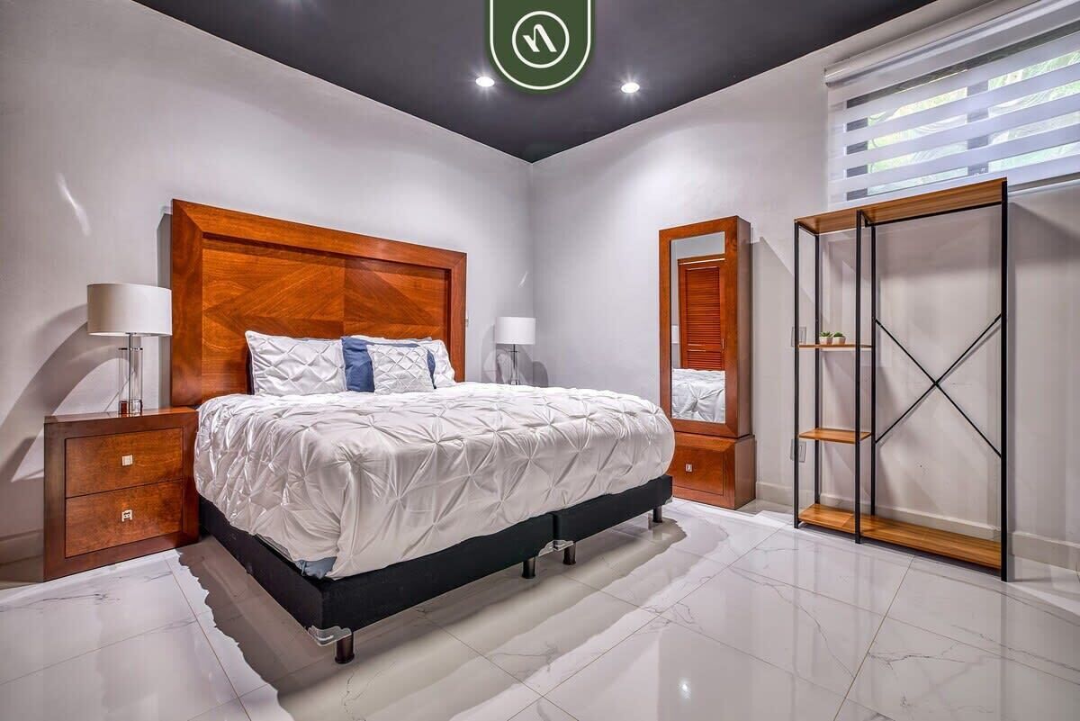 Departamento, varias camas, cocina, vista al océano (Sonnrisa-1) | 2 habitaciones, decoración personalizada y muebles diferentes 