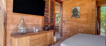 Stunning Two-bedroom Ocean View House - Mazul