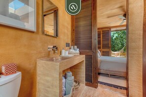 Bathroom - Stunning Two-bedroom Ocean View House - Mazul (Santa María Tonameca)