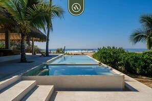 Pool - Stunning Two-bedroom Ocean View House - Mazul (Santa María Tonameca)