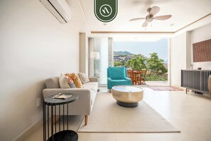 Apartment, Multiple Beds, Kitchen, Ocean View (The Park 206) | Living area