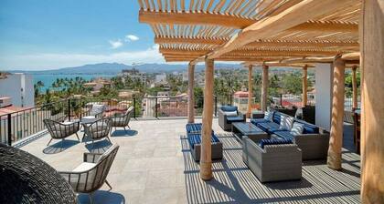 Cozy 1Br Apt - Pool - Gym - 2 Min to the Beach