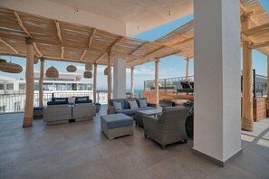Apartment, 1 Double Bed, Kitchen, Ocean View (Life Bucerias 412) | Terrace/patio - Cozy 1Br Apt - Pool - Gym - 2 Min to the Beach (Bucerías)