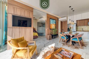 1 bedroom, individually decorated, individually furnished - Amazing Condo With Rooftop Pool - Private Balcony (Puerto Vallarta)