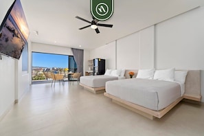 Apartment, Multiple Beds, Kitchen, Partial Ocean View (605 Tower-202/01 Lock-off)