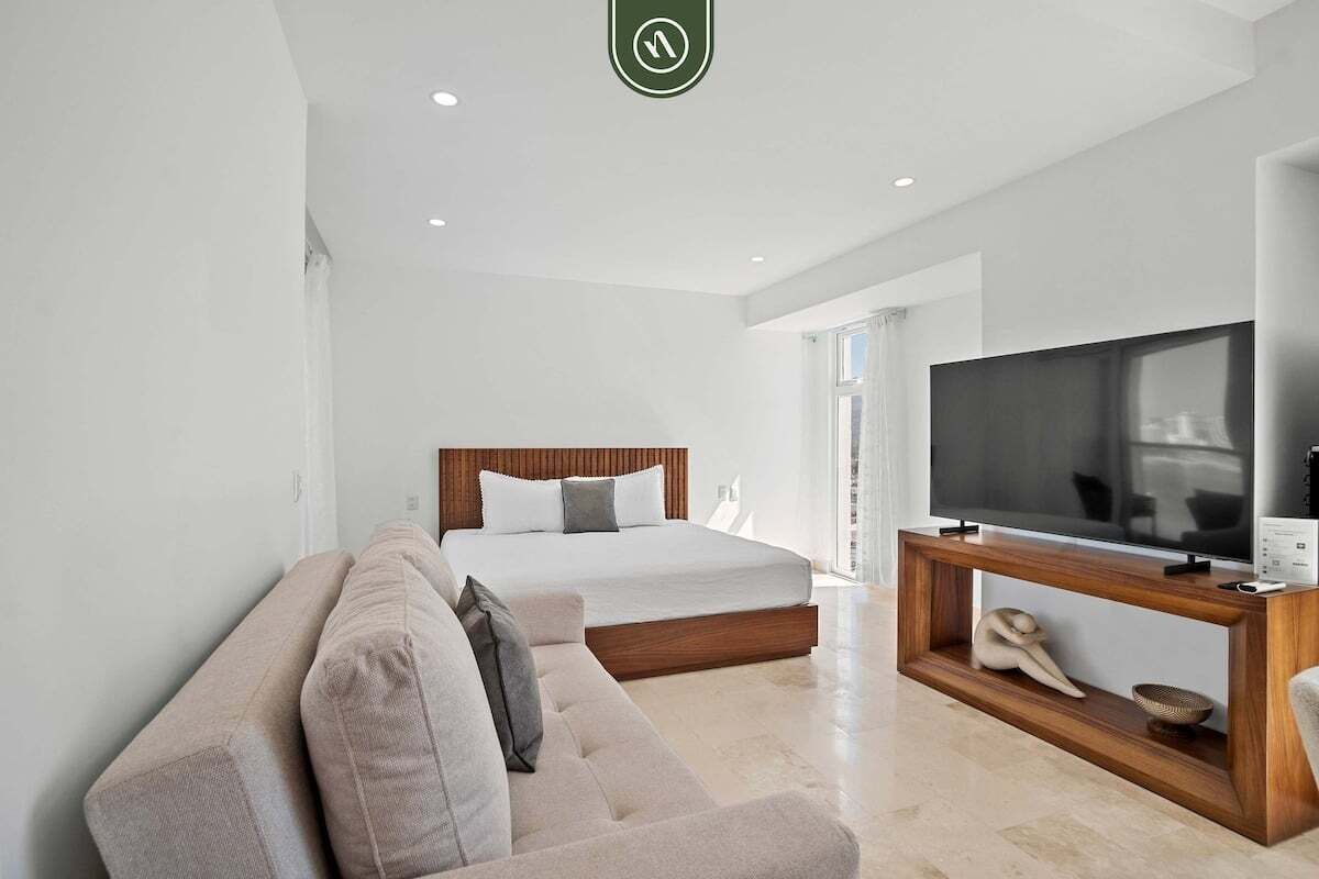 Estudio, 1 cama King size y sofá cama, balcón, vista al océano (Harbor 171 Torre Norte 1210) | 1 habitación, decoración personalizada y muebles diferentes 