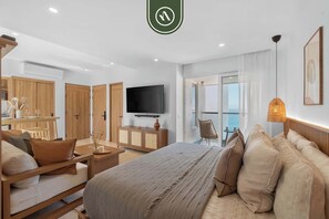 Studio, 1 King Bed, Kitchen, Ocean View (Harbor 171 Torre Norte TNJ10) | 1 bedroom, individually decorated, individually furnished, bed sheets - Luxury Oceanfront Studio - Beach - Pools - Gym (Puerto Vallarta)