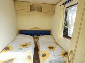 3 bedrooms, individually decorated, individually furnished, free WiFi