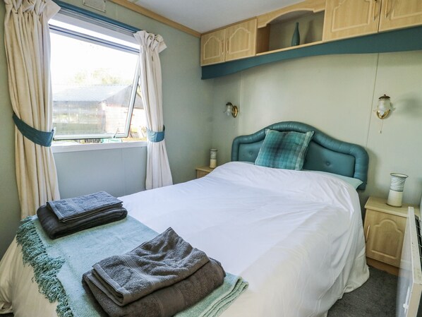 3 habitaciones, decoración personalizada y muebles diferentes
