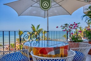 Apartment, Berbilang Katil, Patio, Ocean View (310-VistadelSol) | Tempat makan luar