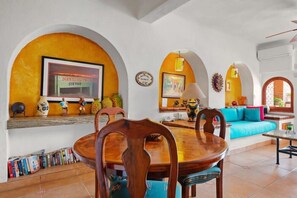 아파트, 킹사이즈침대 1개, 주방, 바다 전망 (306-Plaza Mar) | 다이닝