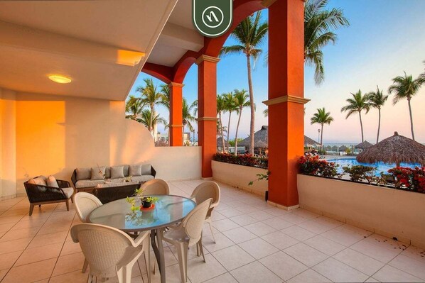 Condo, Multiple Beds, Pool Access, Ocean View (Playa Royale T1 1134) | Outdoor dining