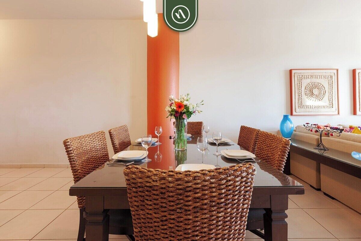 Huoneisto, useita sänkyjä, pääsy uima-altaalle, valtamerinäköala (Playa Royale T1 1134) | Ruokailu