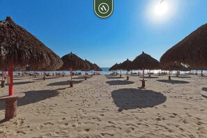 Beach nearby - Mexican Styled 2 BR Condo - Beachfront - Pool (Nuevo Nayarit)