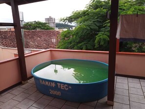 プール