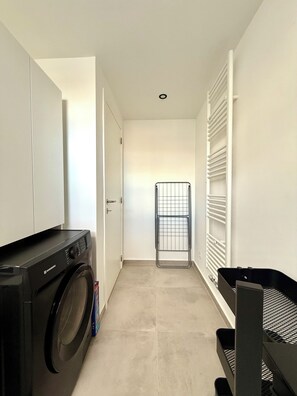 Bathroom - Doux nid perche avec vue magique  (Brussels)